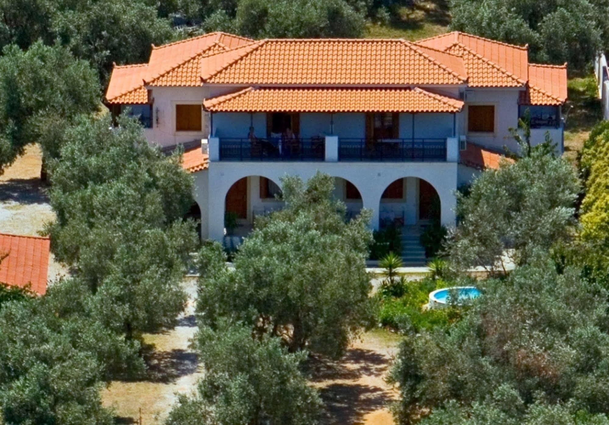Artemis Bungalows Стафілос Екстер'єр фото