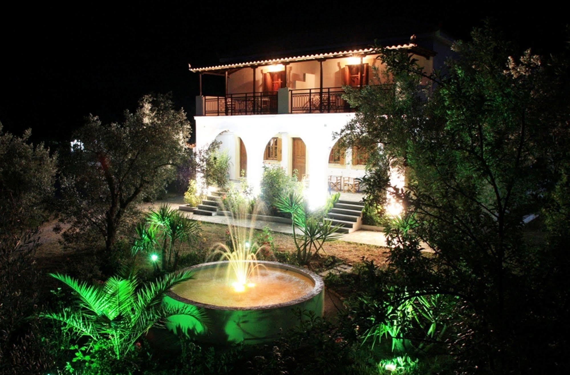 Artemis Bungalows Стафілос Екстер'єр фото